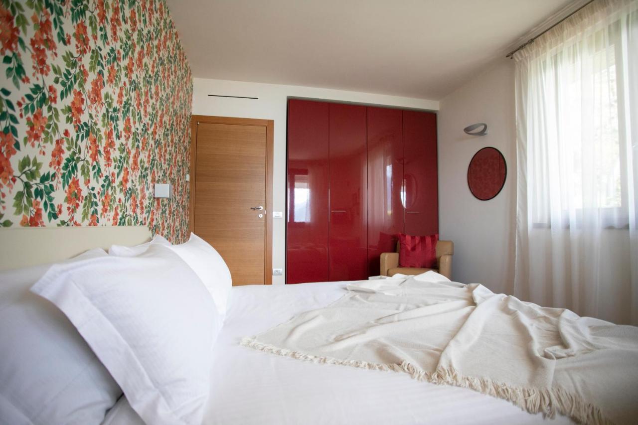 Ai Ronchi B&B Riva di Solto Exterior foto