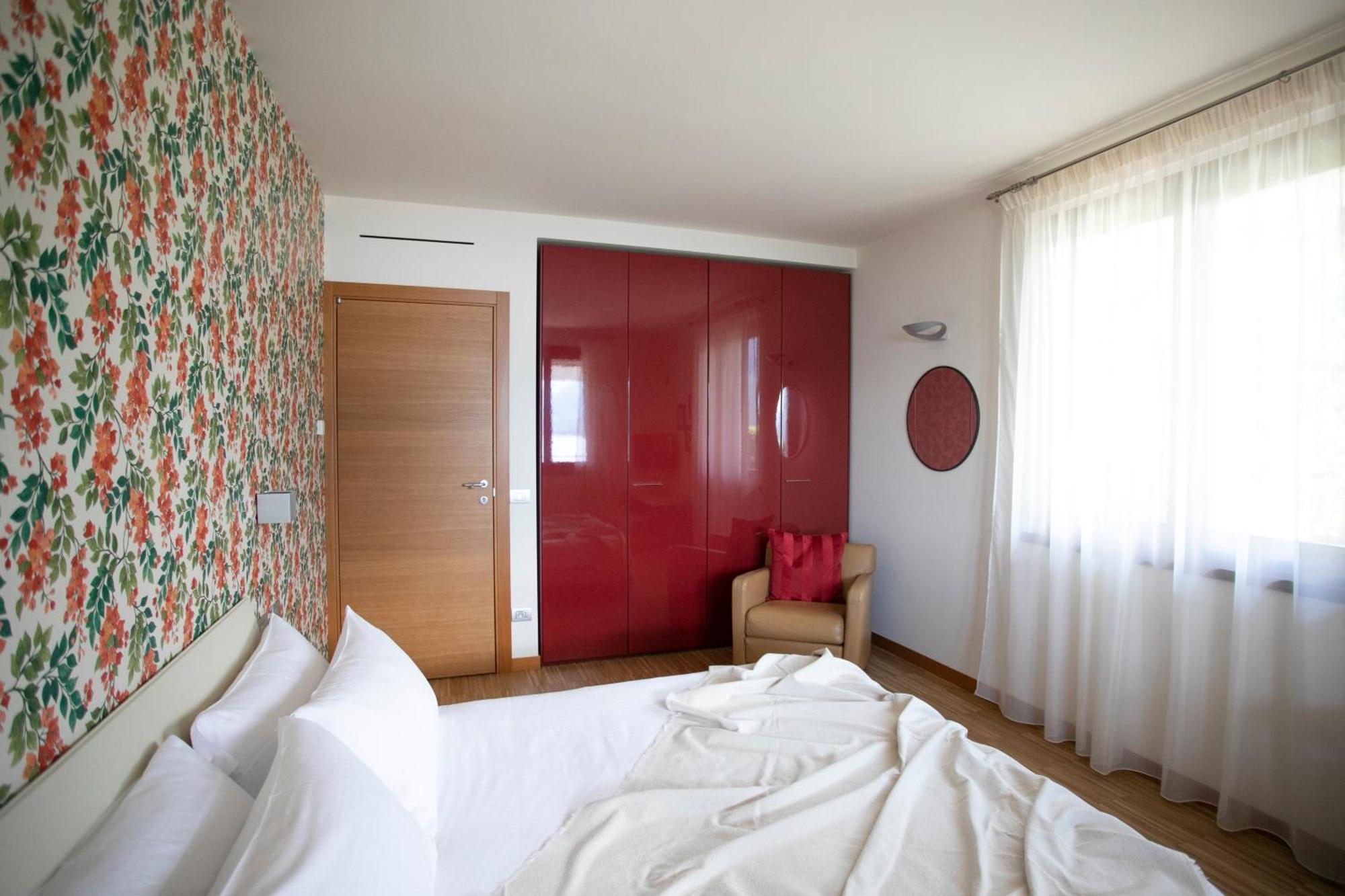 Ai Ronchi B&B Riva di Solto Exterior foto
