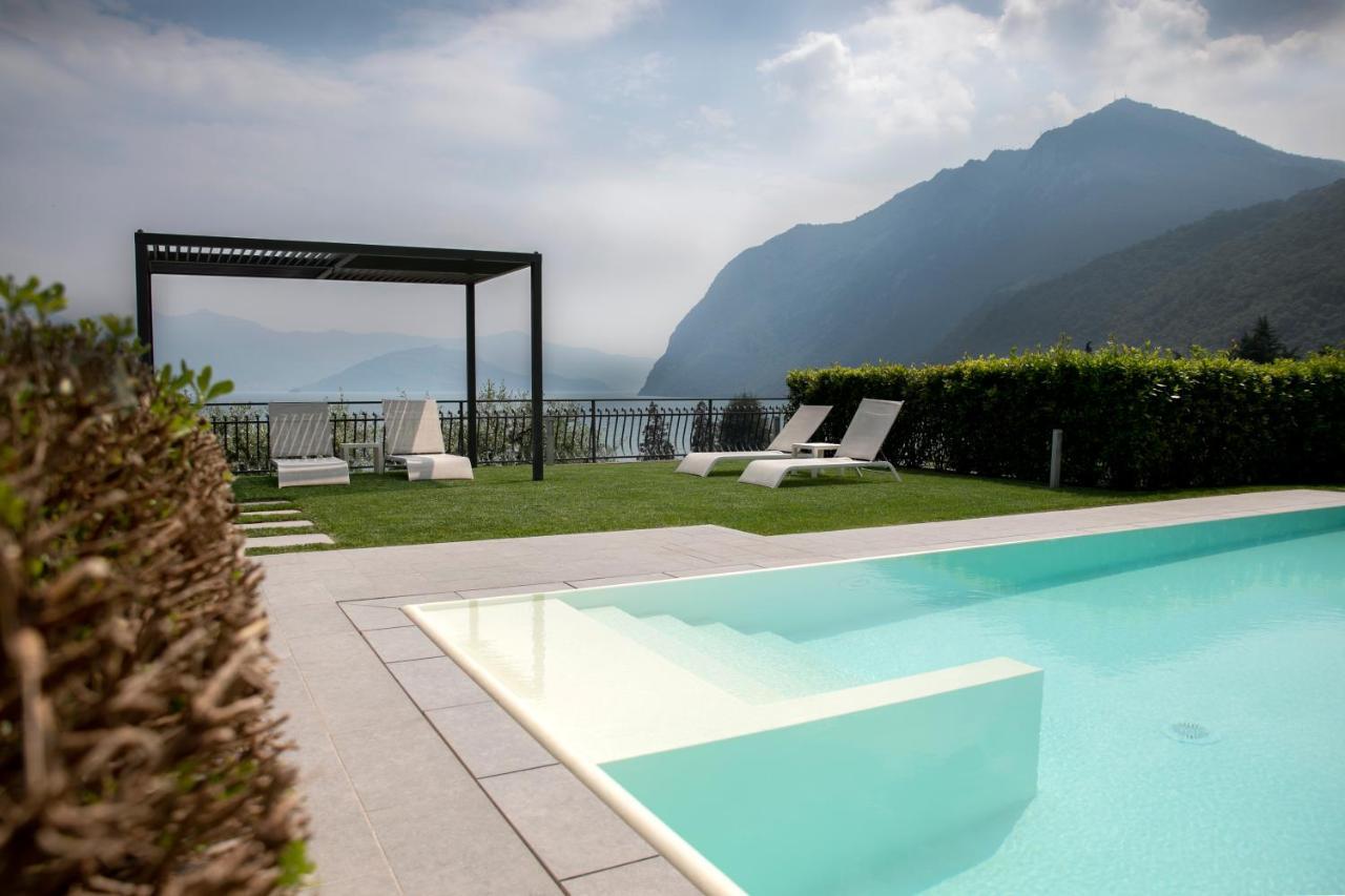 Ai Ronchi B&B Riva di Solto Exterior foto