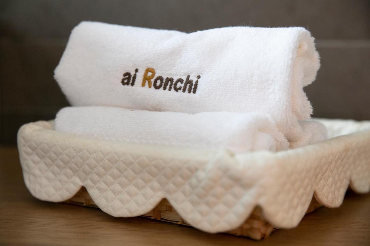 Ai Ronchi B&B Riva di Solto Exterior foto